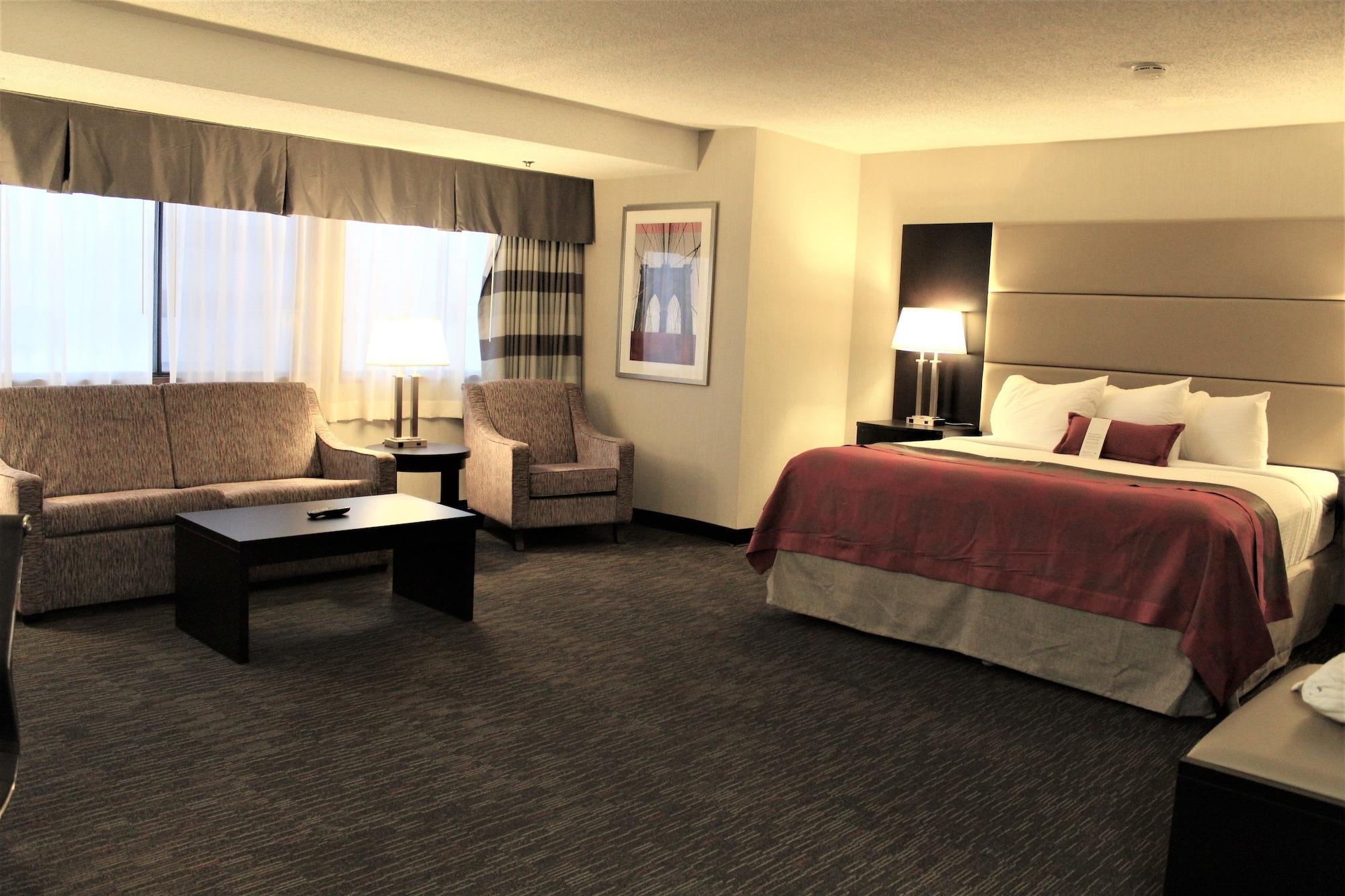 Отель Ramada Plaza By Wyndham Regina Downtown Экстерьер фото